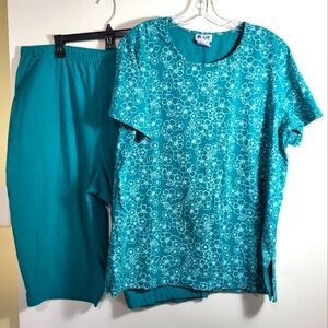 Blair 2 pc set pull on capri and short sleeve top  women's XL  #2514
